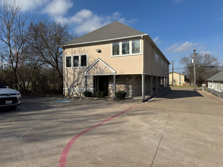 320 W. Belt Line Rd.